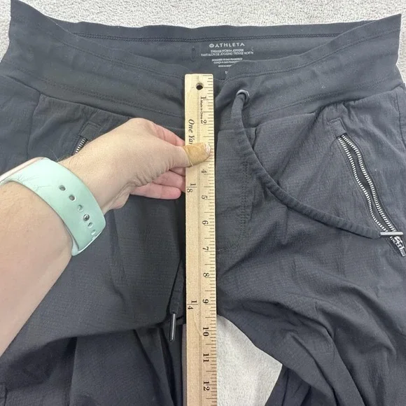 Athleta Trekkie North Jogger Pants Womens 10 Black Hiking Travel Stretch Ripstop - Picture 10 of 13